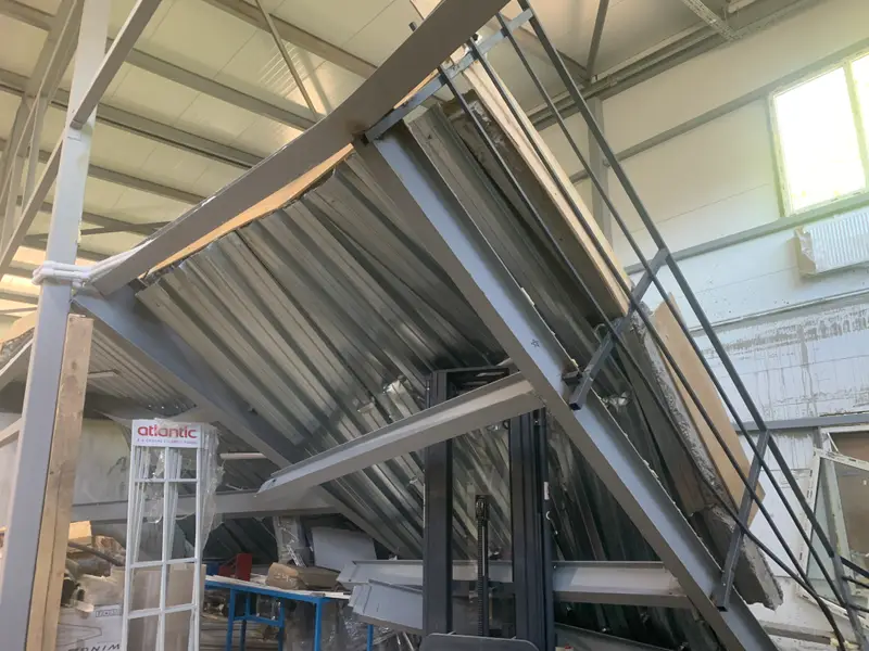 Досудебная экспертиза обрушения складского оборудования