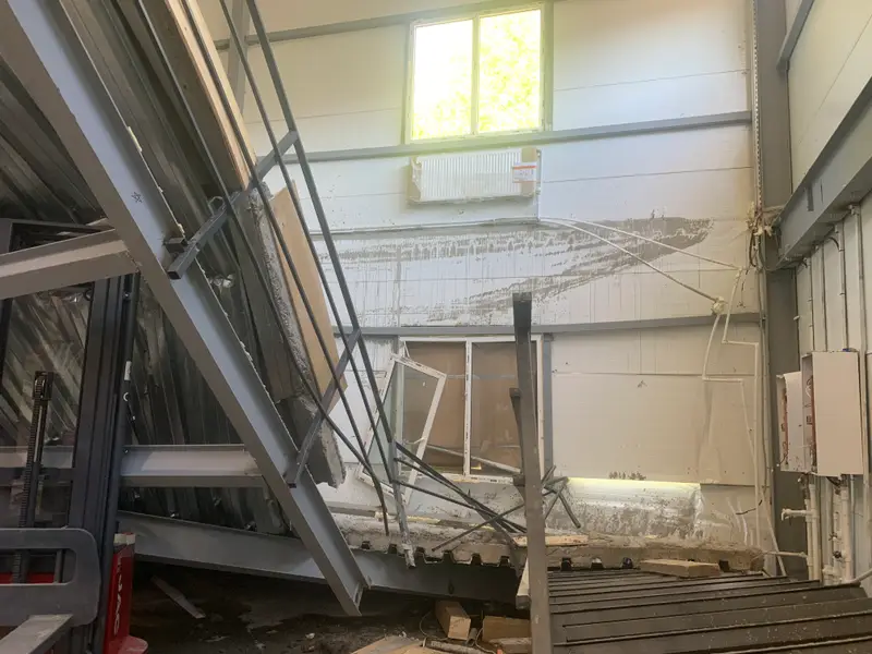 Досудебная экспертиза обрушения складского оборудования