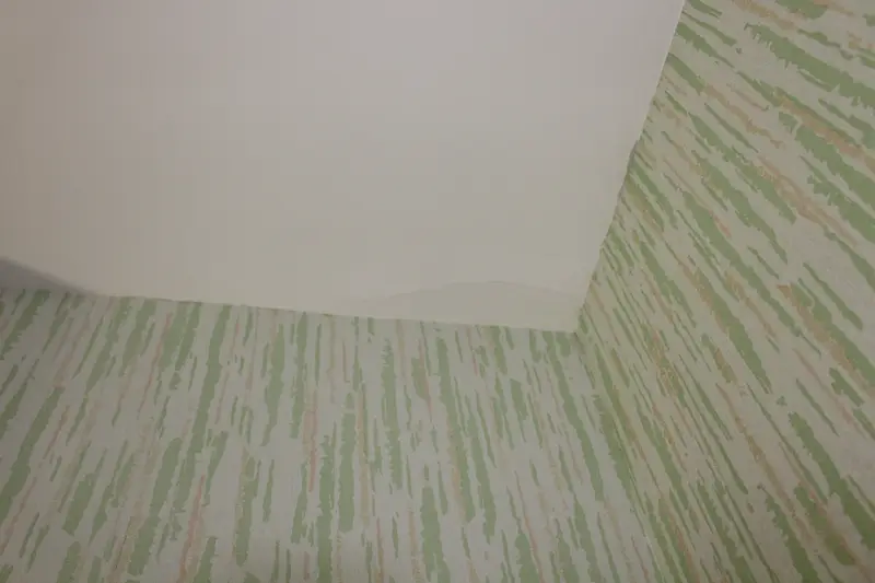 Судебная экспертиза по спору о качестве квартиры: соответствие ДДУ и нарушения строительных норм