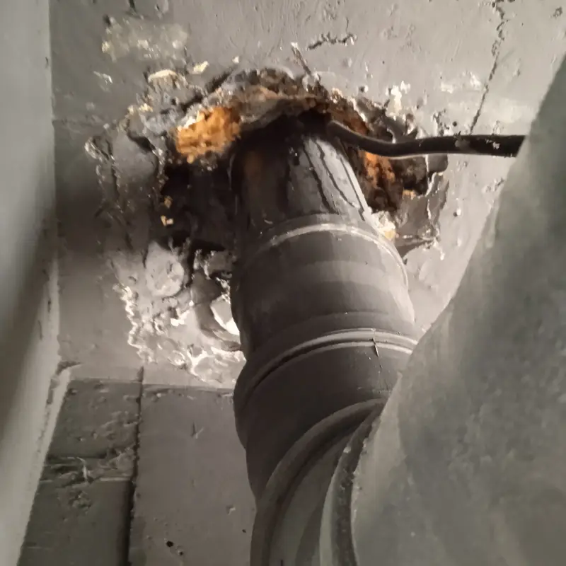 Досудебная экспертиза протечки кровли здания.