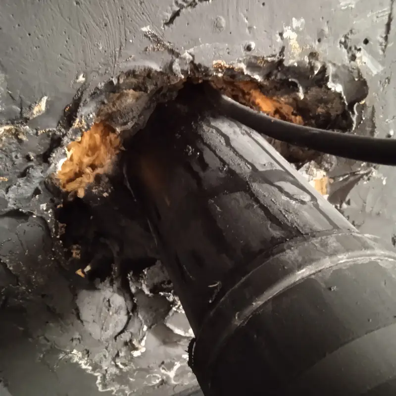 Досудебная экспертиза протечки кровли здания.