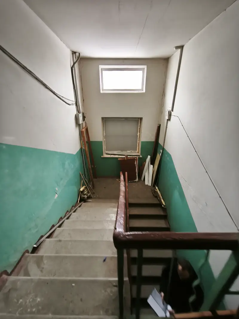 Кейс: оценка ущерба жилому дому после взрыва газа и расчет стоимости восстановления квартир