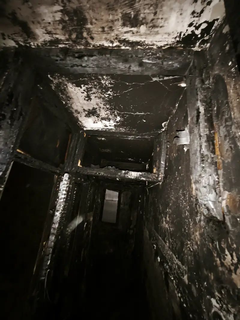 Кейс: оценка ущерба жилому дому после взрыва газа и расчет стоимости восстановления квартир