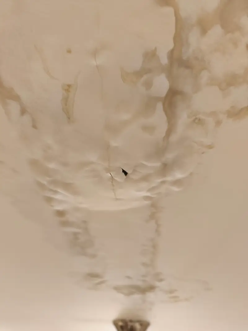 Кейс: оценка ущерба квартире после затопления