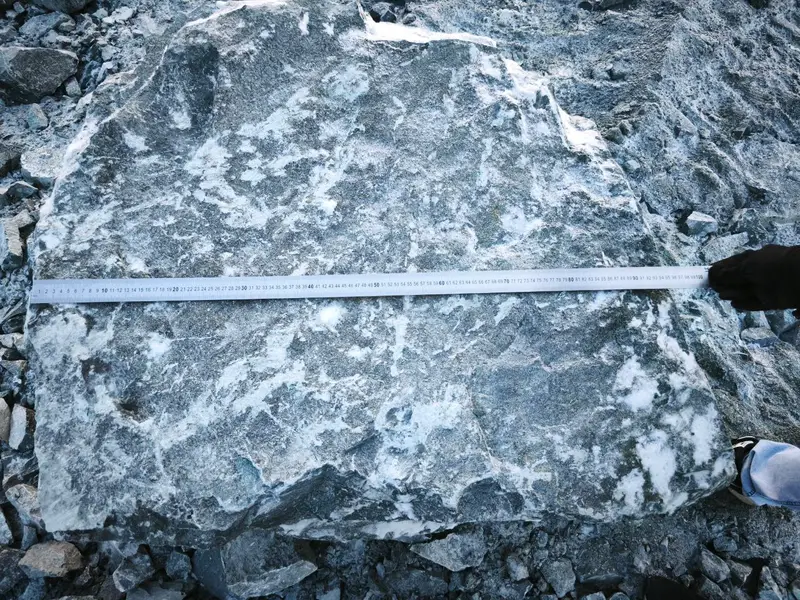 Кейс: классификация добытого строительного камня и нормативное регулирование в сфере недропользования